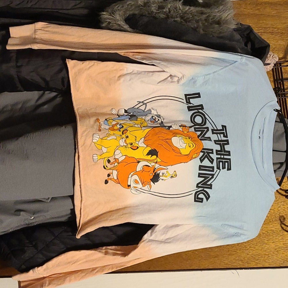 The Lion King cropped long sleeve